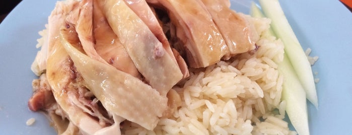 Ah-Tai Hainanese Chicken Rice is one of Singapore Eat-in-the-heat.