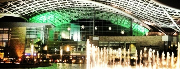 Puerto Rico Convention Center is one of Tempat yang Disukai Angie.