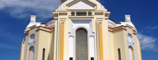 Santuário Nossa Senhora de Caravaggio is one of Tempat yang Disukai Patricia.