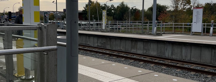 Metrostation Nootdorp is one of Metro E traject; Leidschenveen - Rotterdam.