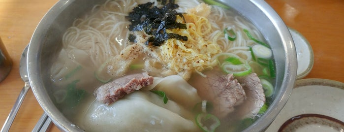 구기동 오면 is one of 면식범(麵食犯).