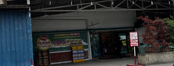 Sunny Supermart Sdn Bhd is one of Shop here. Shopping Places #3.