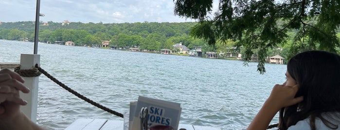 Ski Shores Waterfront Cafe is one of AUSTIN.