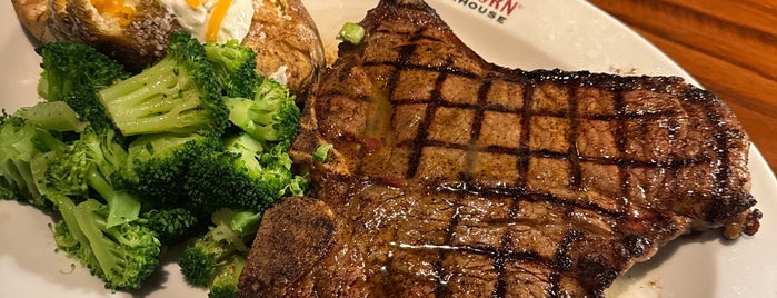 LongHorn Steakhouse is one of Destination.