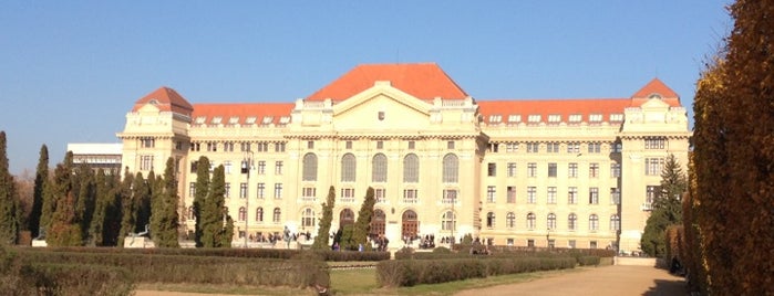 Debreceni Egyetem, főépület is one of Gespeicherte Orte von Ágnes.