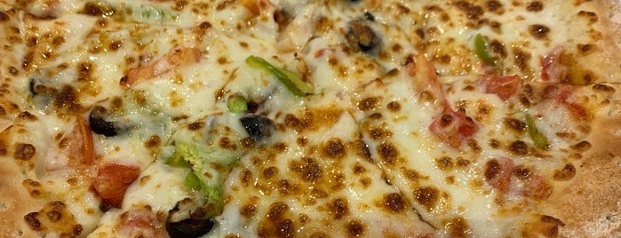 Papa John's Pizza is one of Dubai Food 2.