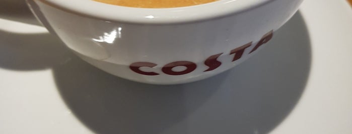 Costa Coffee is one of Lugares favoritos de Dafydd.