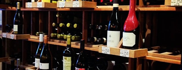 Main Street Wine Company is one of Priscillaさんのお気に入りスポット.