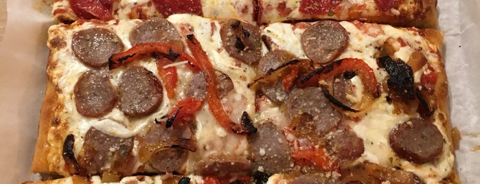 The 13 Best Places For Pizza In Bushwick Brooklyn