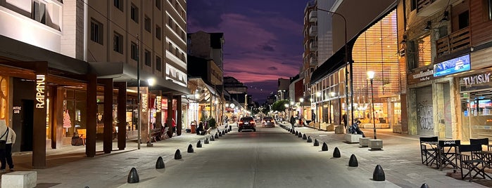 Calle Mitre is one of Bariloche.