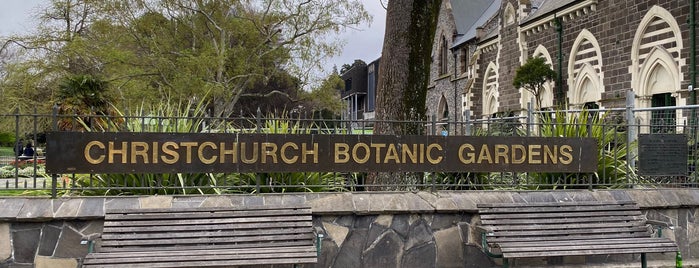 Christchurch Botanic Gardens is one of NZ to go.