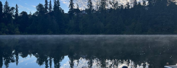 Lake Wilderness Park is one of Tempat yang Disimpan Vanessa.