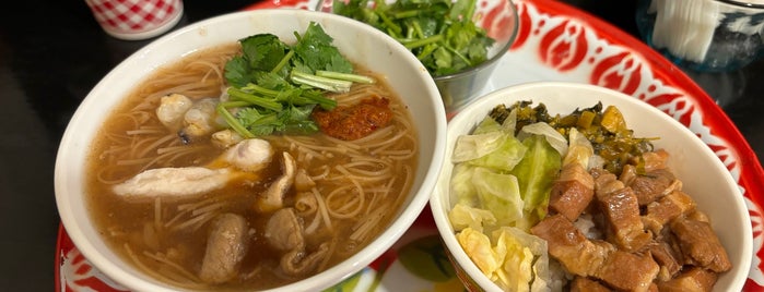 台湾佐記麺線 / 台湾食堂888 is one of 台湾ごはん.