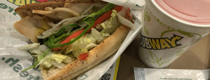 SUBWAY 合同庁舎5号館店 is one of SUBWAY 24区 for Sandwich Places.