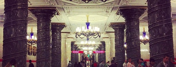 metro Avtovo is one of Tempat yang Disukai Вероника.