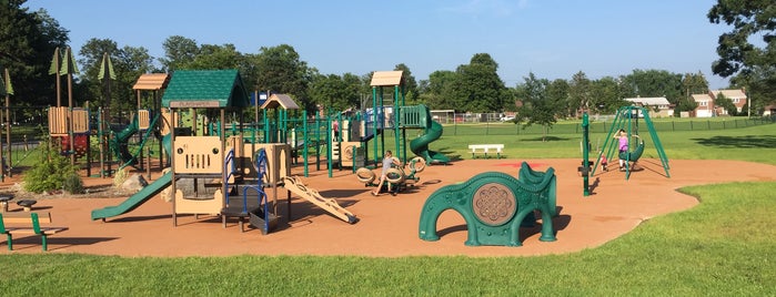 Deveaux Woods Playground is one of Places.