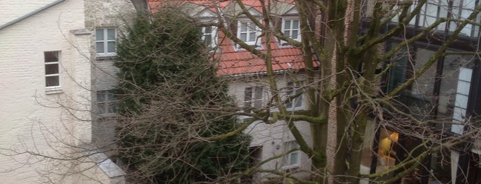 Hotel Orangerie is one of Ddorf.
