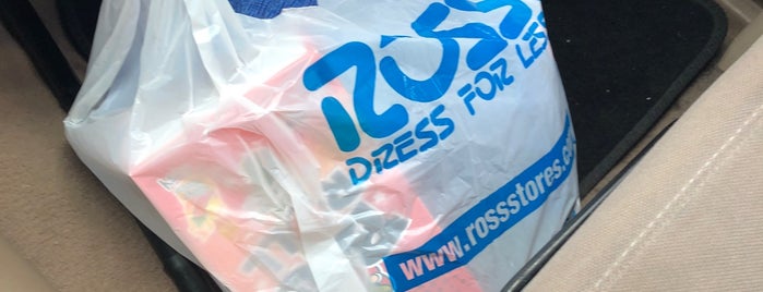 Ross Dress for Less is one of Lugares favoritos de laura.