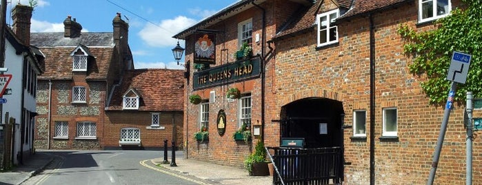 The Queen's Head is one of Stuart’s Liked Places.