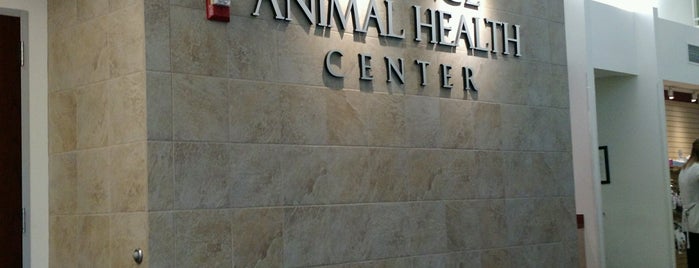 Alliance Animal Health Center is one of Tempat yang Disukai Stacy.
