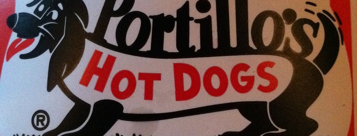 Portillo's is one of Lieux qui ont plu à @MisterHirsch.