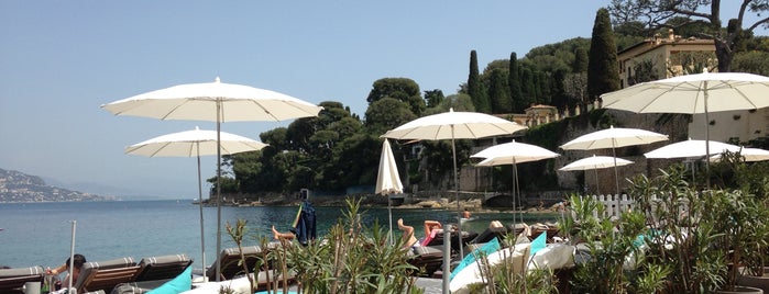 Cap Ferrat is one of COTE D’AZUR AND LIGURIA THINGS TO DO.