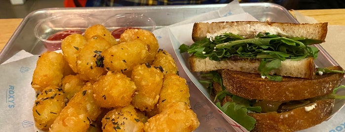 Roxy's Central is one of The 11 Best Places for Tater Tots in Cambridge.