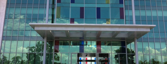Assumption College Rama II Campus (โรงเรียนอัสสัมชัญ - แคมปัส พระราม 2) is one of Onsite.