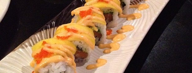 Edohana Hibachi & Sushi is one of สถานที่ที่ Brittney ถูกใจ.