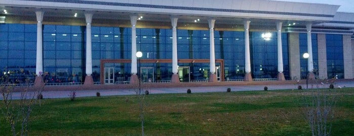Tashkent Aeroport 3 Terminal is one of Orte, die Evgenia gefallen.