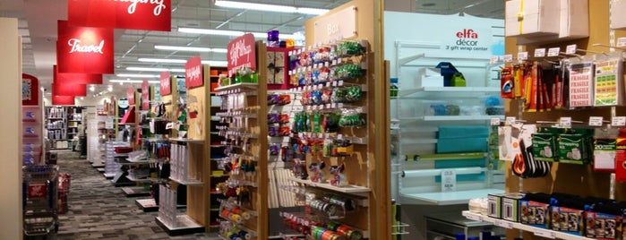 The Container Store is one of Lesley : понравившиеся места.