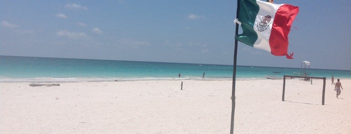 Playa Pescadores is one of Tulum.