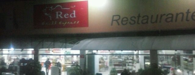 Red Grill Express is one of สถานที่ที่ Ricardo ถูกใจ.