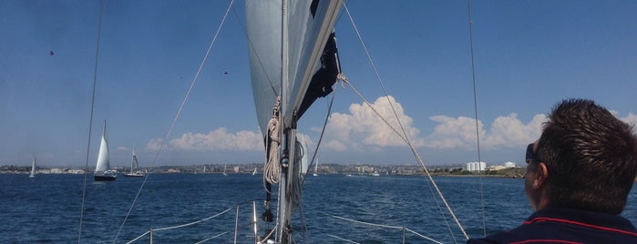 Harbor Island Yacht Club is one of TheDL'in Beğendiği Mekanlar.