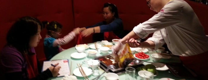 海底捞火锅 Haidilao Hot Pot is one of Tianjin City, China.