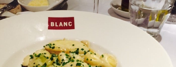 Brasserie Blanc is one of Tempat yang Disukai Philip.