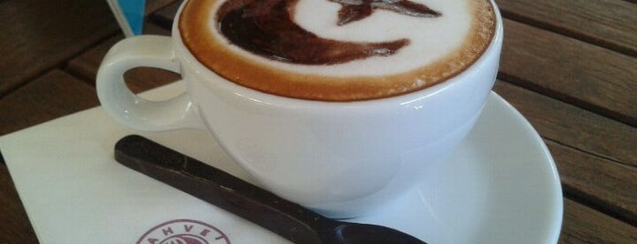 Kahve Dünyası is one of สถานที่ที่ Zeynep ถูกใจ.