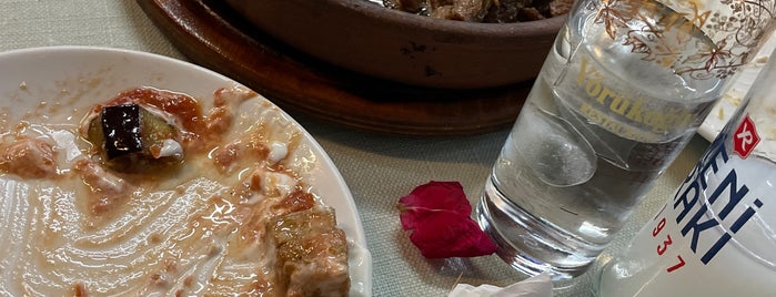 Yörükoğlu Restaurant is one of Tempat yang Disukai Kutlukan.
