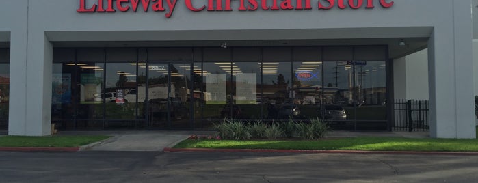 LifeWay Christian Store is one of work place.