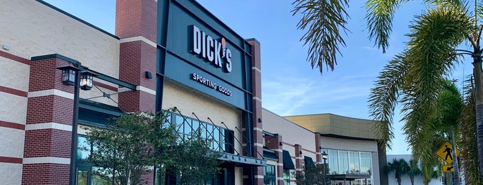 DICK'S Sporting Goods is one of The 15 Best Places for Sports in Saint Petersburg.