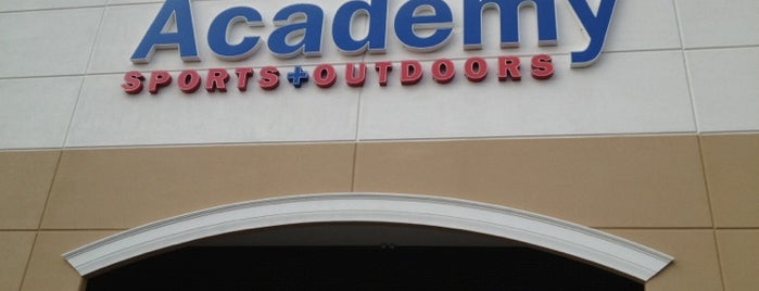 Academy Sports + Outdoors is one of Ken'in Beğendiği Mekanlar.