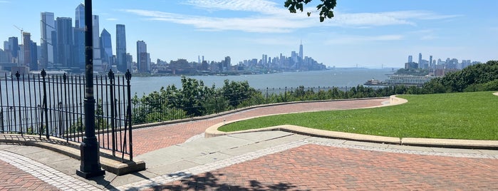 Weehawken NYC Skyline View is one of Locais curtidos por Lizzie.