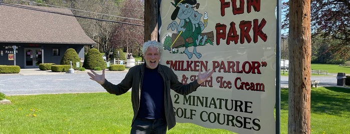 Hillbilly Fun Park is one of Favorites.