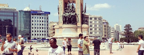 Taksim Square is one of Istanbul Weekend.