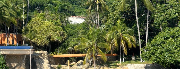 Playa Pichilingue is one of Playas.