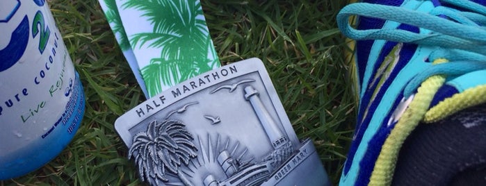 Long Beach International Marathon is one of Tempat yang Disukai Christopher.