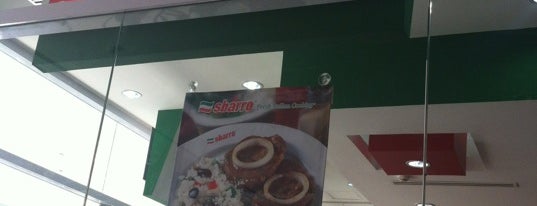 Sbarro is one of Rebeccaさんのお気に入りスポット.