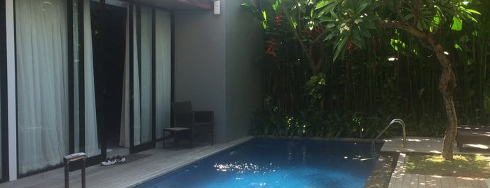 Abia Villa Legian is one of สถานที่ที่ mika ถูกใจ.