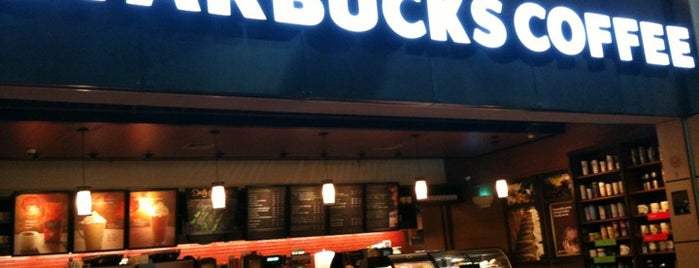 Starbucks is one of ᴡᴡᴡ.Esen.18sexy.xyzさんのお気に入りスポット.