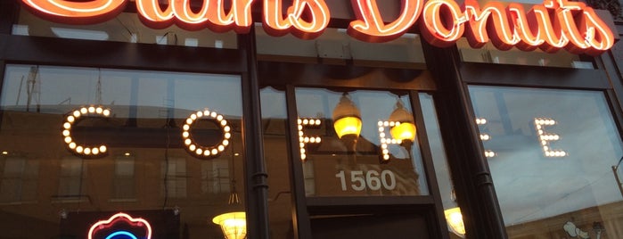 Stan's Donuts & Coffee is one of Donuts in Chicago.